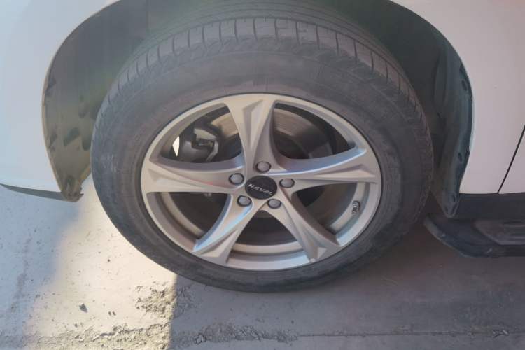 Used Haval H2 2018 Chuanxiang Edition Red Badge 1.5T Manual Two-Wheel Drive Fashionable Model