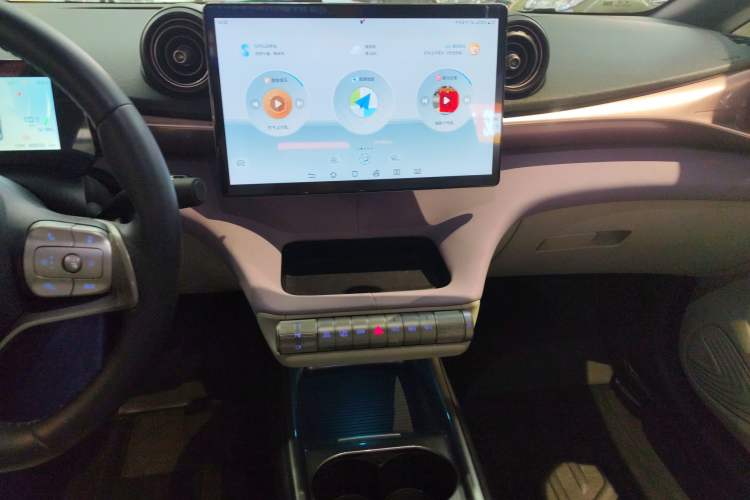 Used BYD Dolphin 2021 405 km Fashion Edition
