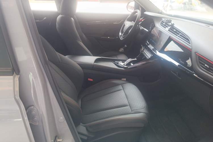 Used Dongfeng Aeolus AX7 2022 Mach Edition 1.5T DCT DF41
