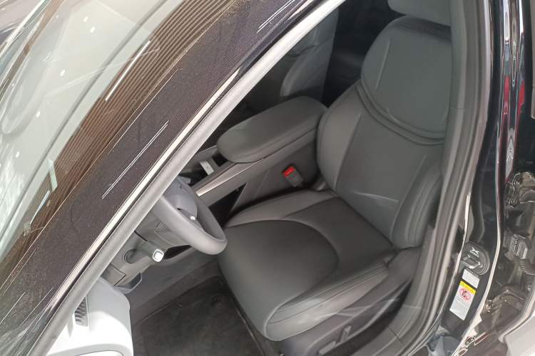 Used XPeng MONA M03 2024 620 with Ultra-Long Range