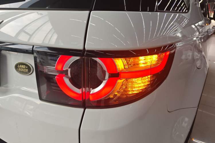 Used Land Rover Discovery Sport 2018 240 PS HSE Version
