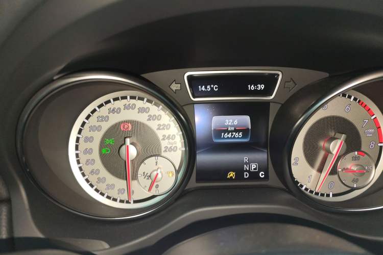 Used Mercedes-Benz GLA 2016 GLA 200 Fashion Model