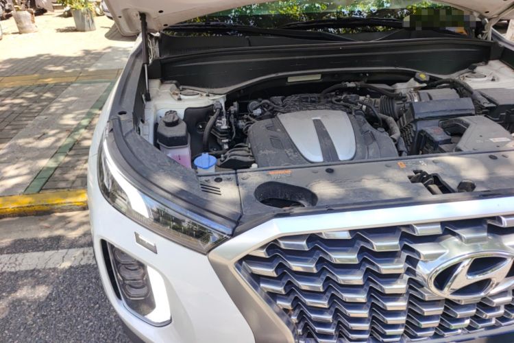 Used Hyundai Palisade 2021 3.5L Automatic 4x4 GLS
