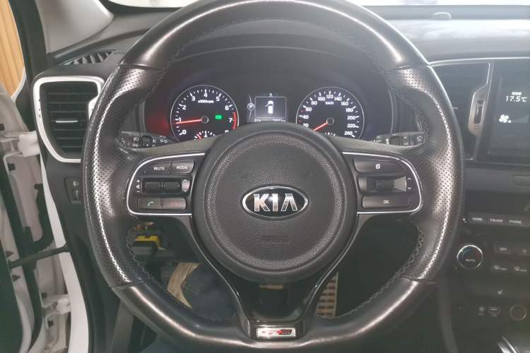 Used Kia KX5 2016 1.6T Automatic Two-Wheel Drive DLX
