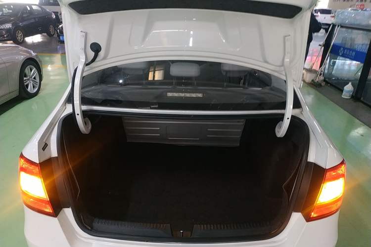 Used Skoda Rapid 2016 1.6L Automatic Chuanxing Edition
