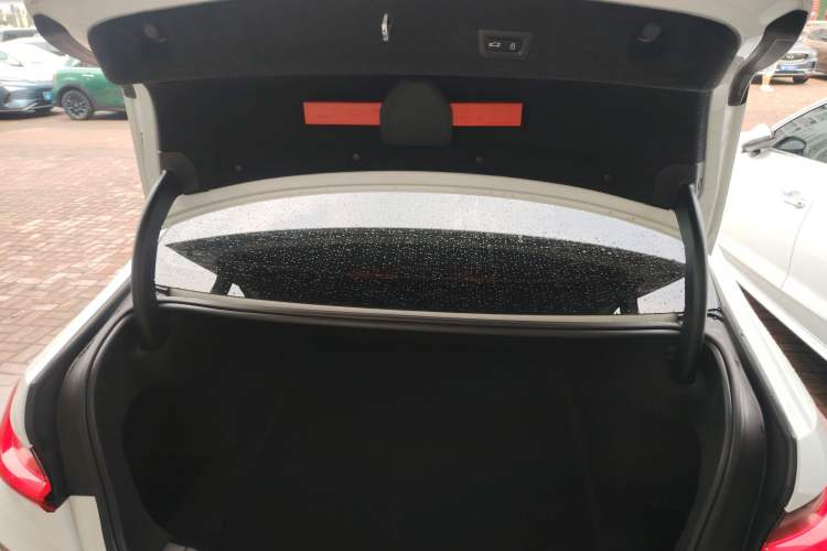 Used BMW 3 Series 2021 Second Facelift 325Li M Sport Package
