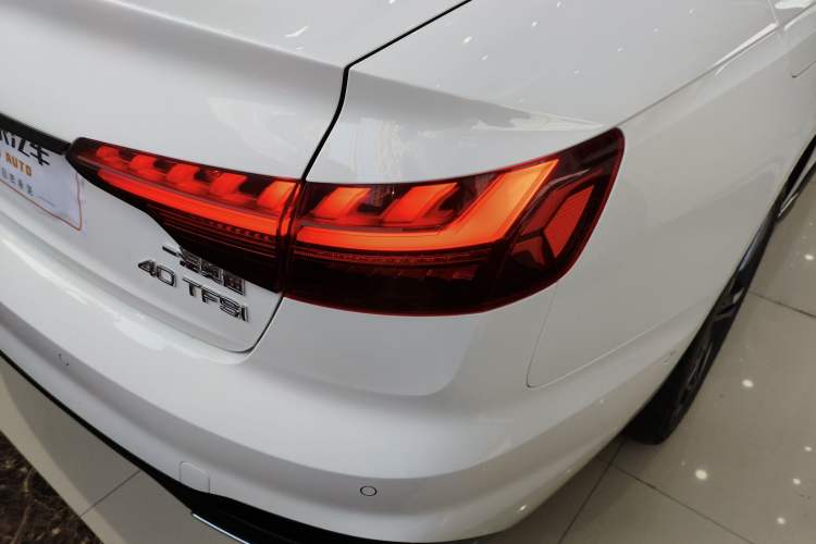 Used Audi A4L 2022 40 TFSI Luxury Dynamic Model