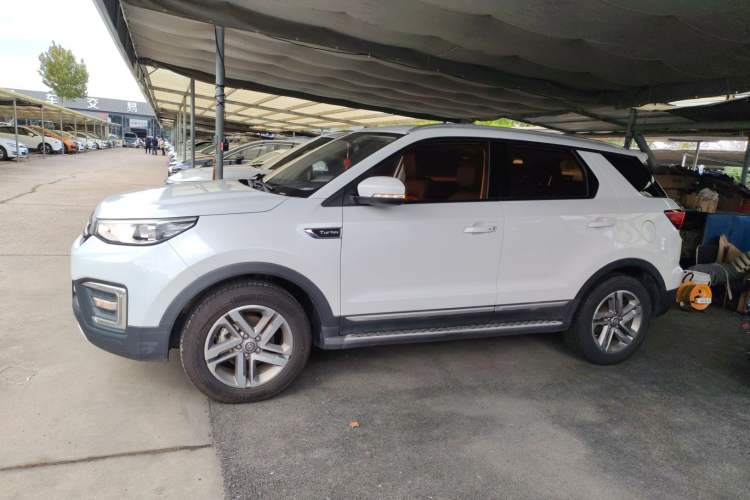 Used Changan CS55 2017 1.5T Automatic Colorful Edition
