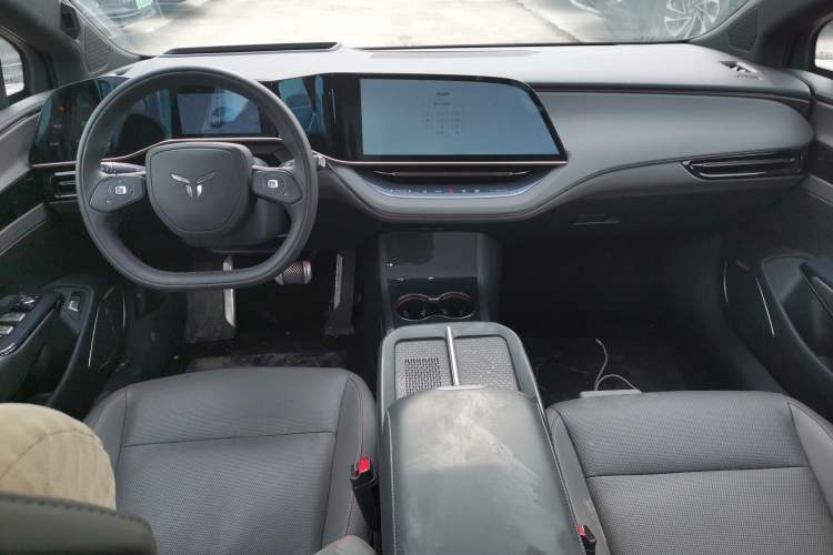 Used Hongqi EH7 2025 640 All-Wheel Drive Smart Selection Edition
