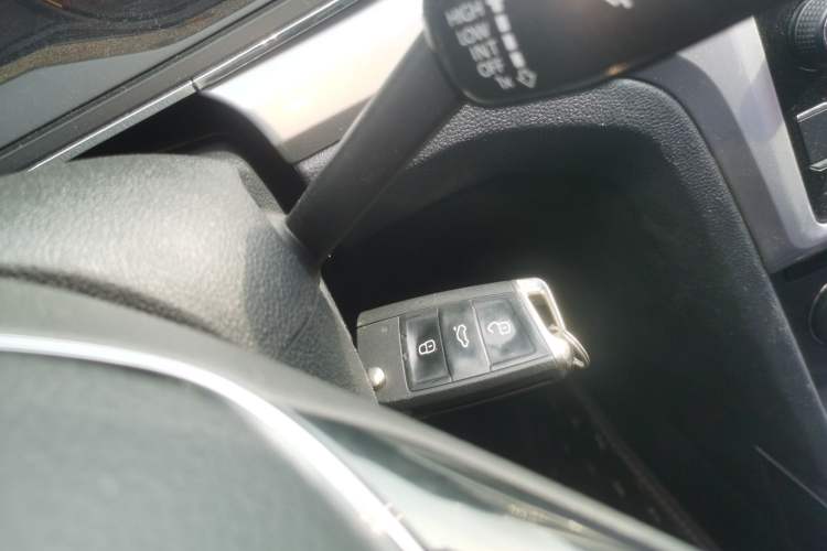 Used Volkswagen Lamando 2019 230TSI DSG Fashion Edition China V Standard
