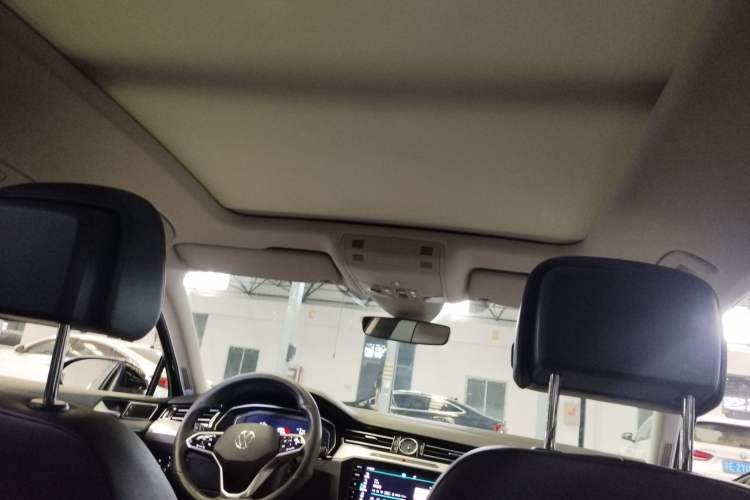 Used Volkswagen Magotan 2023 2 Million Units Commemorative Edition 330TSI DSG Luxury Version
