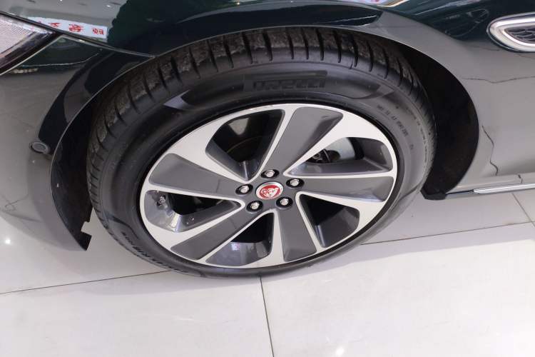 Used Jaguar XFL 2021 XFL 2.0T P200 Two-Wheel-Drive Elite Luxury Edition
