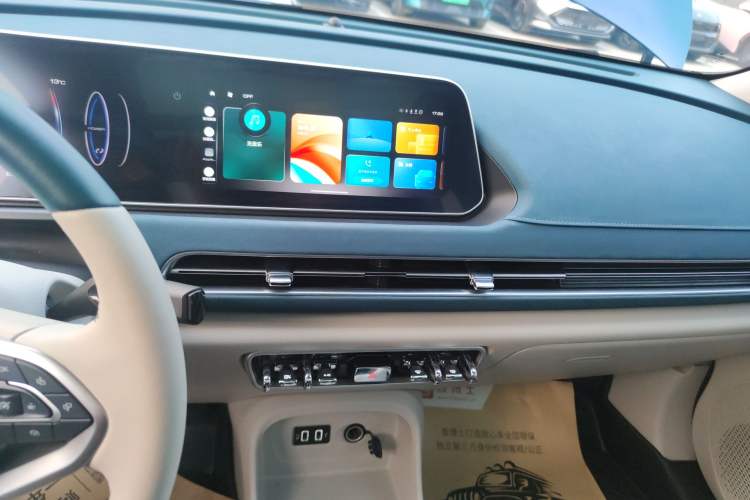 Used ORA Good Cat 2021 400km Standard Range Venus Edition Lithium Iron Phosphate