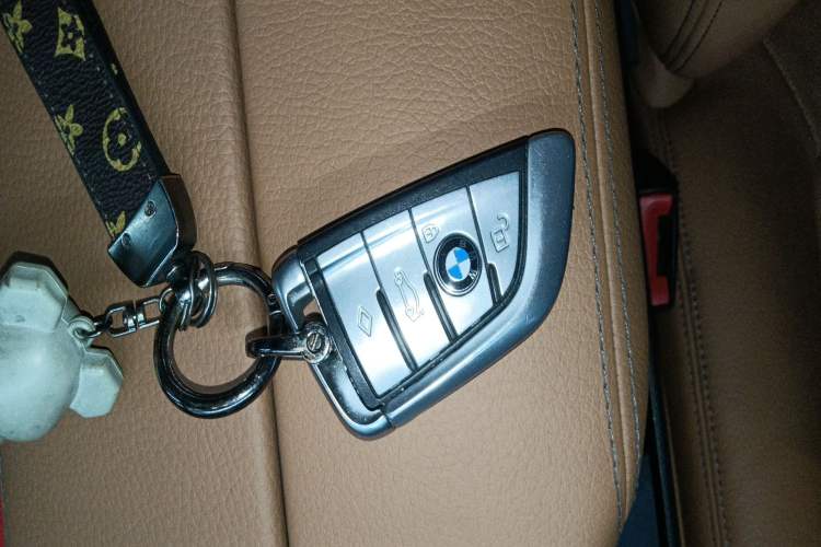 Used BMW 5 Series 2018 530Li Luxury Edition M Sport Package
