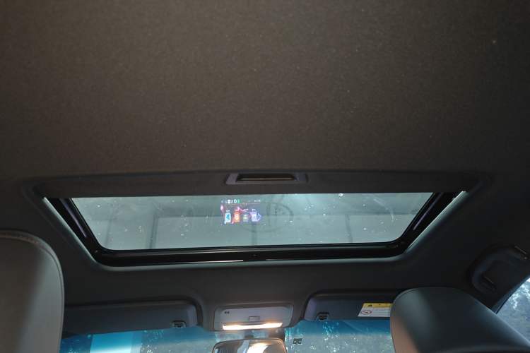 Used Chevrolet Monza 2022 Light Hybrid RS 330T Automatic Comfort Edition
