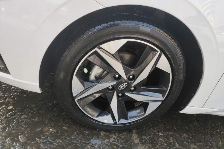 Used Hyundai Elantra 2022 1.5L CVT GLX Elite Edition