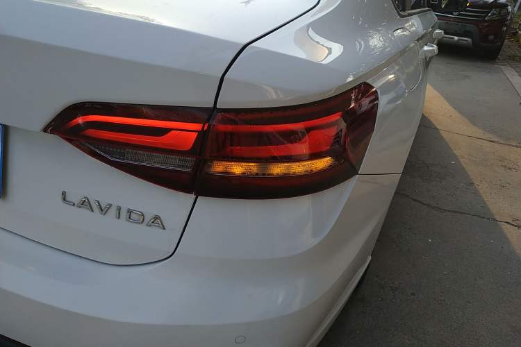 Used Volkswagen Lavida 2023 Revised 1.5L Automatic DeYi Edition
