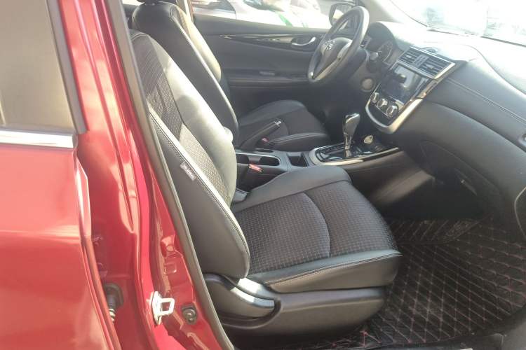 Used Nissan Tiida 2019 1.6L CVT Smart Drive Version China VI Standard
