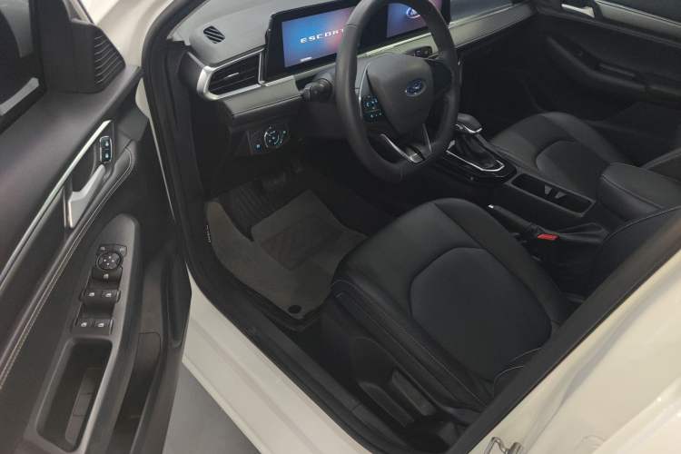 Used Ford Escort 2021 1.5L Automatic Diamond Edition
