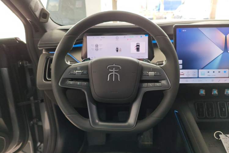 Used BYD Song L EV 2025 Intelligent Driving Version 662 km LiDAR Excellence Edition
