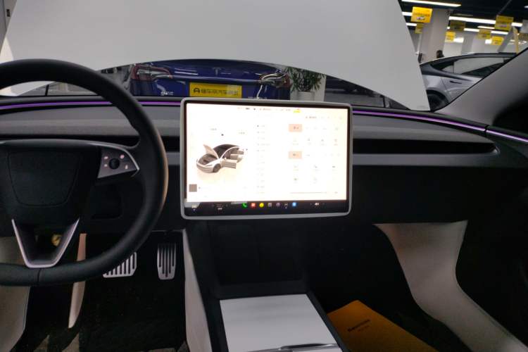 Used Tesla Model 3 2023 Rear-Wheel-Drive Version
