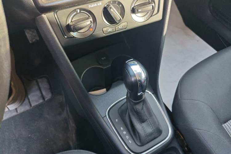 Used Volkswagen Polo 2016 1.4L Automatic Trendy Model
