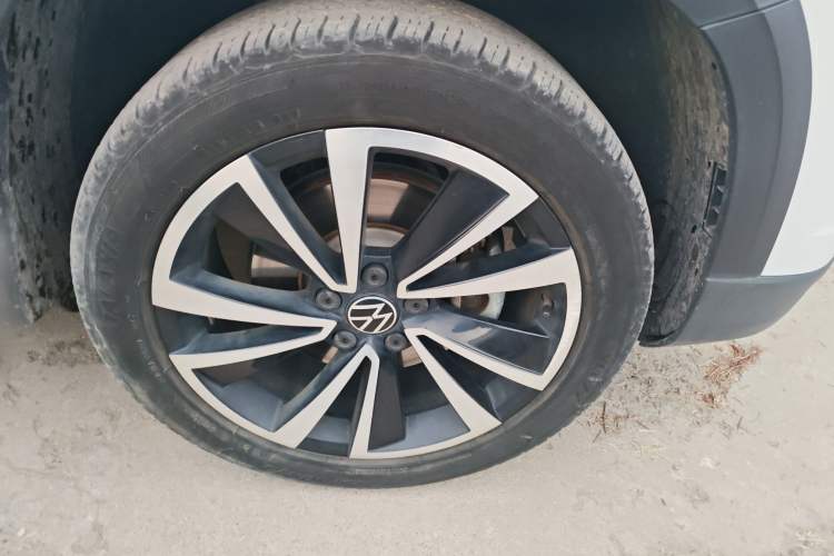 Used Volkswagen Tharu 2021 280TSI Two-Wheel-Drive Luxury Plus Edition