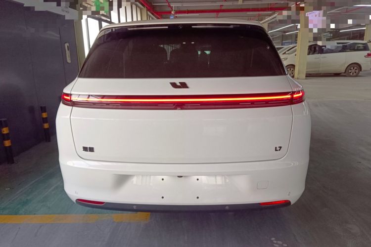 Used Li Auto L7 2023 Max model

