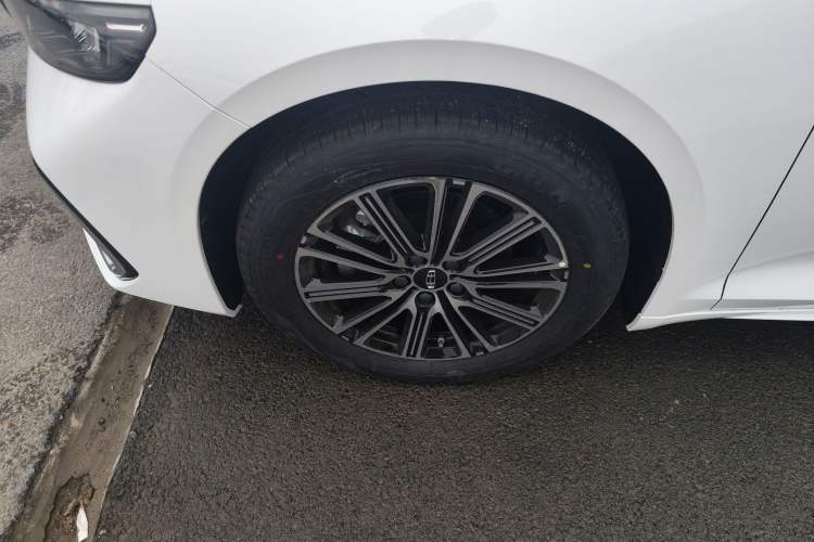 Used Geely Auto Preface 