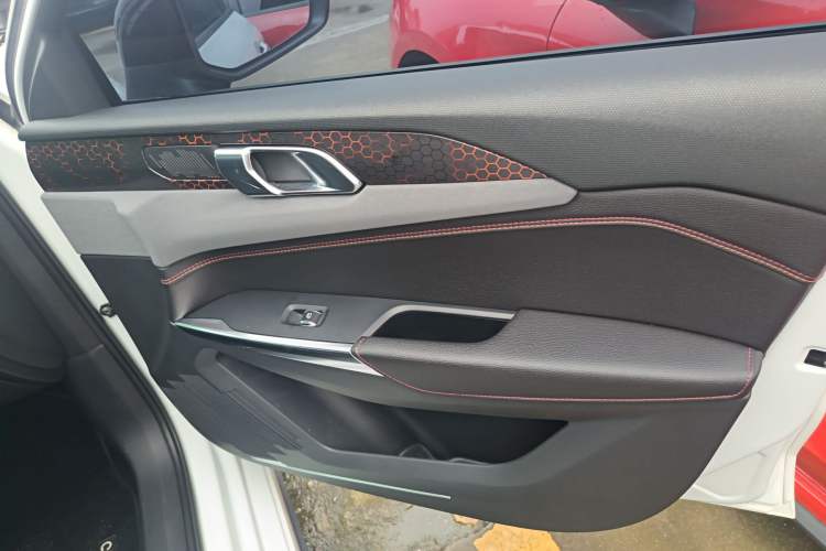 Used Lynk & Co 03 2019 2.0TD Automatic Trend Edition
