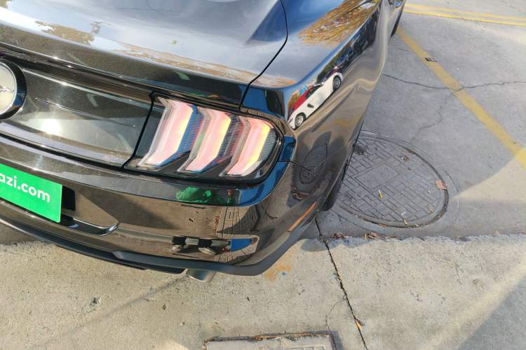 Used Ford Mustang 2019 2.3L EcoBoost
