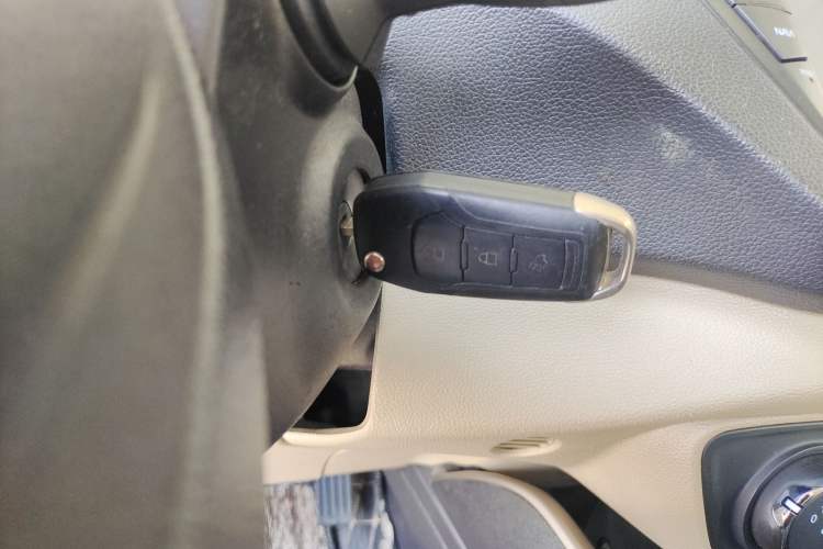 Used Ford Escort 2015 1.5L Manual Comfort Model
