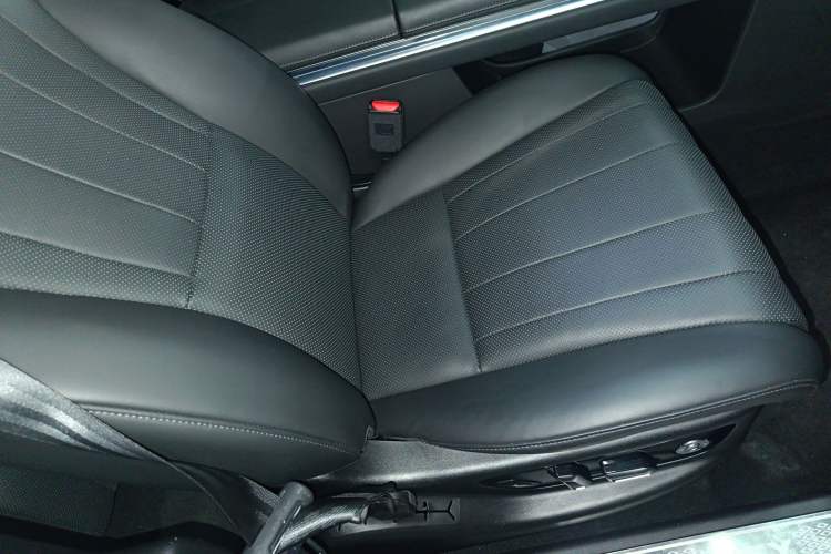 Used Wey Lanshan 2023 Four-Wheel Drive Ultra-Long Range Version
