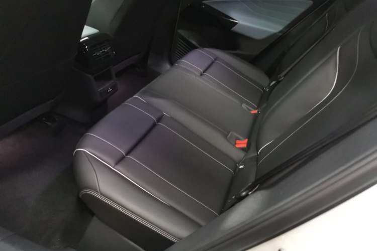 Used Volkswagen ID.4 X 2025 Smart Version Pure & Intelligent Enjoyment Edition