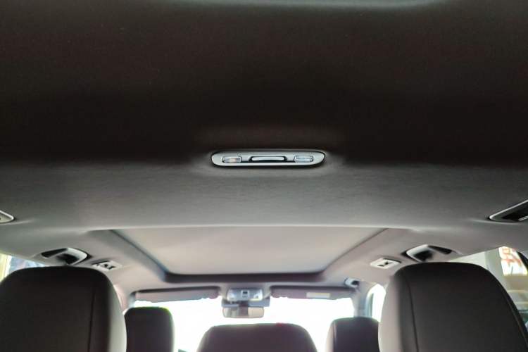 Used GAC Trumpchi GS8 2022 Dual-Engine Series 2.0TM Two-Wheel Drive Prestige Edition (7 Seats)