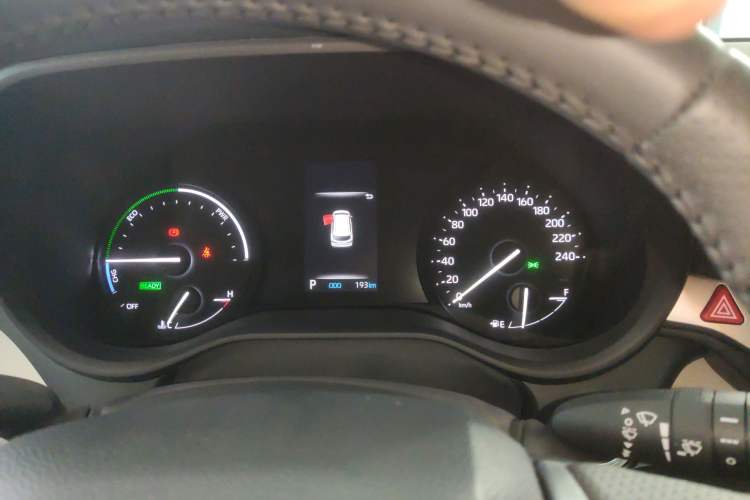 Used Toyota Sienna 2024 2.5L Hybrid Prestige Deluxe Edition
