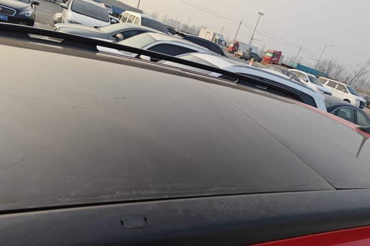 Used  Renegade 2019 220T Automatic Leading Edition
