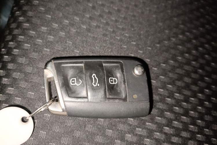 Used Volkswagen Tacqua 2023 200TSI DSG Joy-Connect Edition
