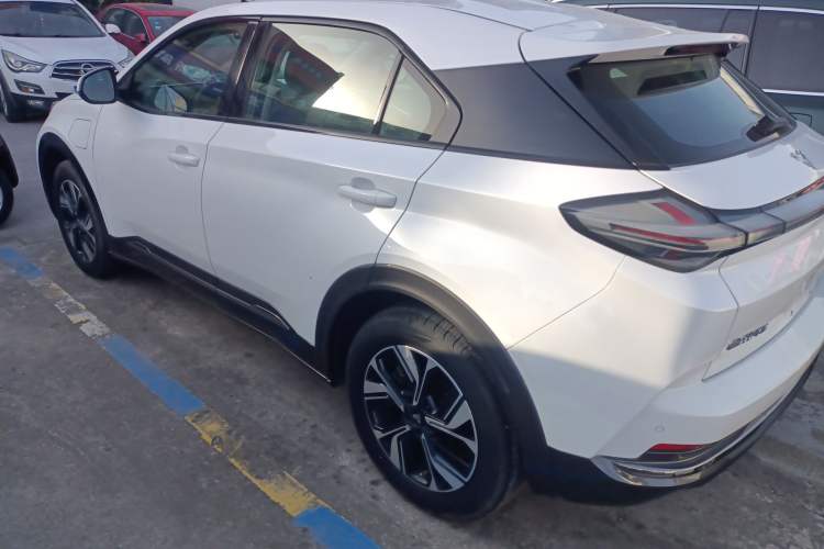 Used NETA U 2023 NETA U-Ⅱ 400 U Show Edition – Lithium Iron Phosphate
