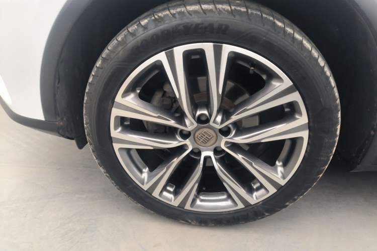 Used BYD Tang 2018 2.0T Automatic SmartConnect Prestige 7-Seater China V Standard