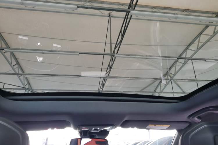 Used Changan UNI-V 2022 1.5T Prestige Version