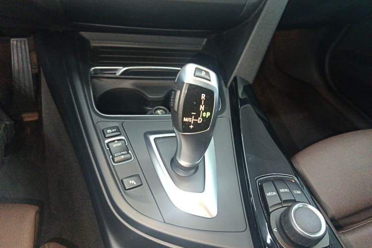 Used BMW 3 Series 2018 320Li Fashion Model
