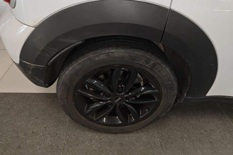 Used  Countryman 2014 1.6L COOPER Fun
