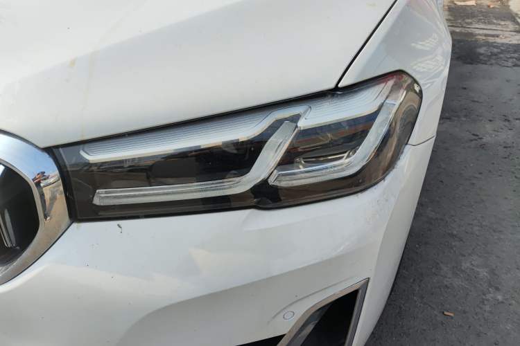 Used BMW 5 Series 2021 525Li Luxury Package
