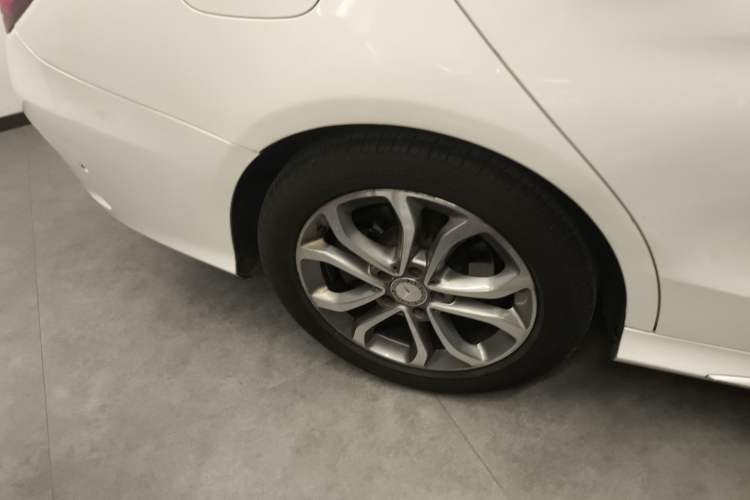 Used Mercedes-Benz C-Class 2015 Restyled C 180 L Sport Edition
