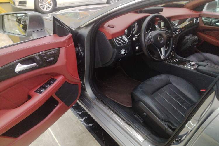 Used Mercedes-Benz CLS 2012 CLS 300 CGI