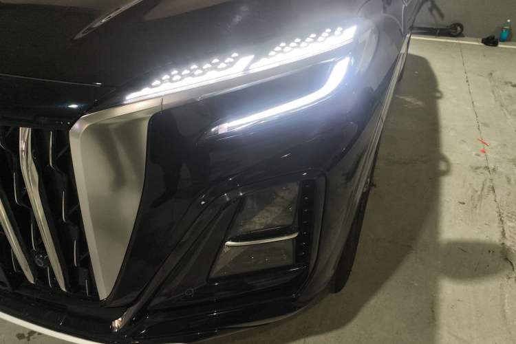 Used Hongqi HS3 PHEV 2025 Model 125km Jingwei PLUS 2 Millionth Anniversary Edition