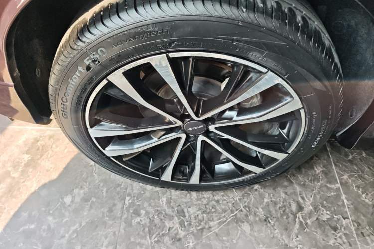 Used JETOUR X70 PLUS 2021 1.6T DCT Pro 7-seater
