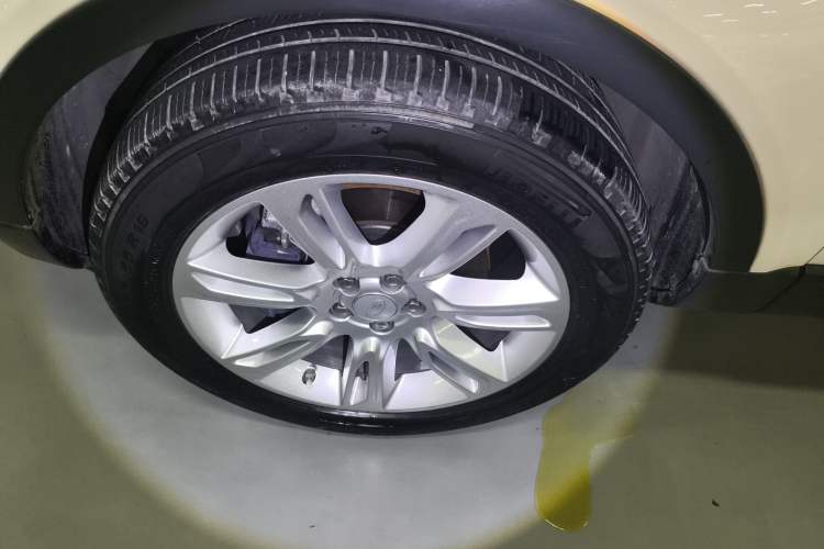 Used Land Rover Range Rover Evoque 2017 2.0T SE PLUS Smart Enjoyment Edition
