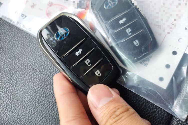 Used Toyota Corolla Hybrid E+ 2019 1.8L E-CVT Leading Edition
